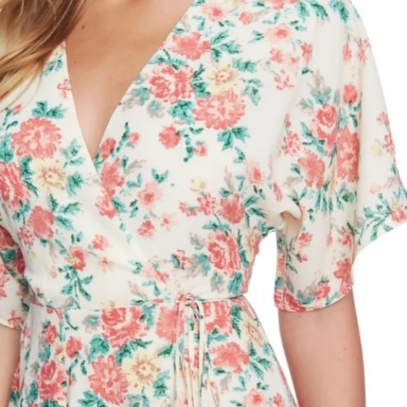 NWT 1. State Bouquet Floral Flutter Wrap Midi Dres - Picture 3 of 8